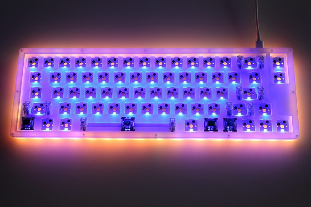 hot swappable YC66 pcb Custom Mechanical Keyboard rgb smd switch leds type c usb port  with acrylic case rgb side light