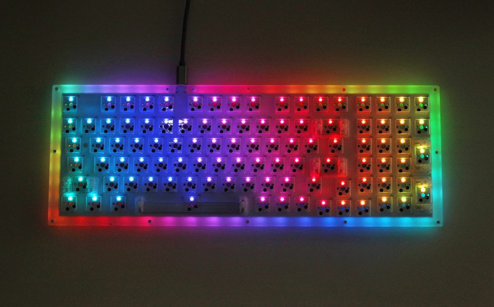 Feker Machinic 02  980 Mechanical Keyboard kit PCB CASE hot swappable switch support lighting effects with RGB switch led type c