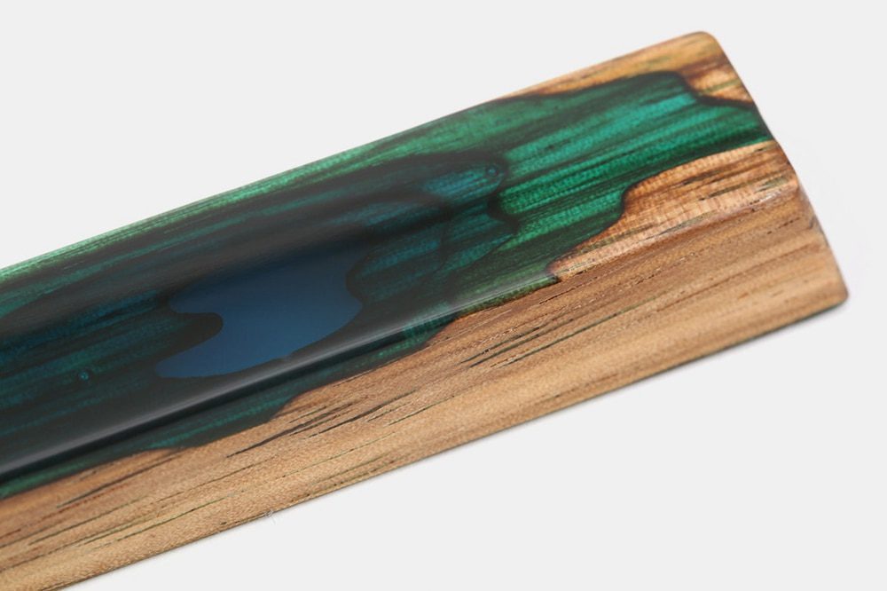 HAMMER LAGOON OASIS ARTISAN SPACEBAR 6.25u Resin and wood Compatible with Cherry MX stems for 87 tkl 104 ansi poker