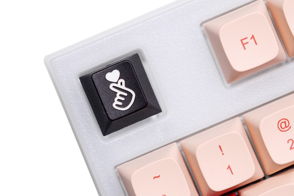 Novelty PC Finger Heart Love Cherry profile dip dye Laser pbt keycap for keyboard ESC r1 1x Red Black Yellow