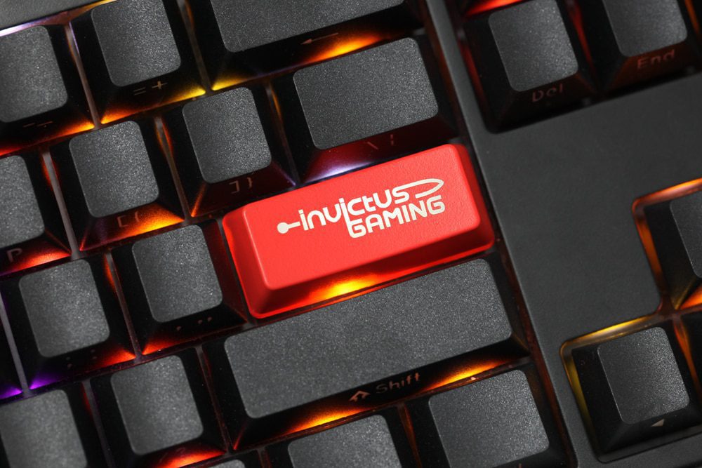 Novelty Shine Through keyboard keycap ABS Shine-Through ig invictus gaming lpl champion black red enter backspace r4 r1 esc