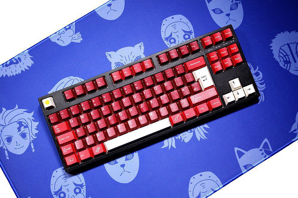 DCS Mechanical keyboard Mousepad Deskmat Demon hunting 900 400 5mm Stitched Edges /Rubber High quality soft touch Rubber