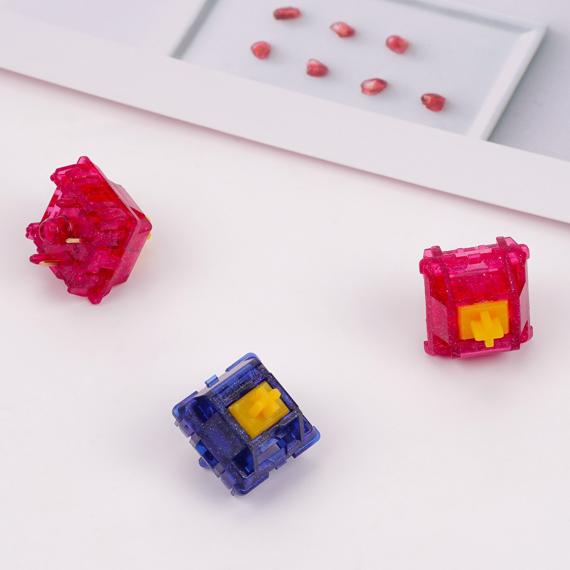 Tecsee Sapphire and Ruby Switches PC MiX Housing Gold-plated Progressive Spring 63.5g For Mechanical Keyboard 5pin Switch